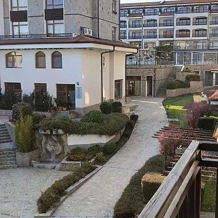 Victoria & Aheloy Aparthotel 3*